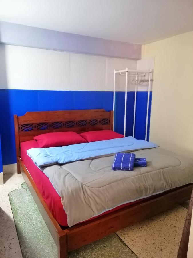 Banphe​ Hostel Екстериор снимка